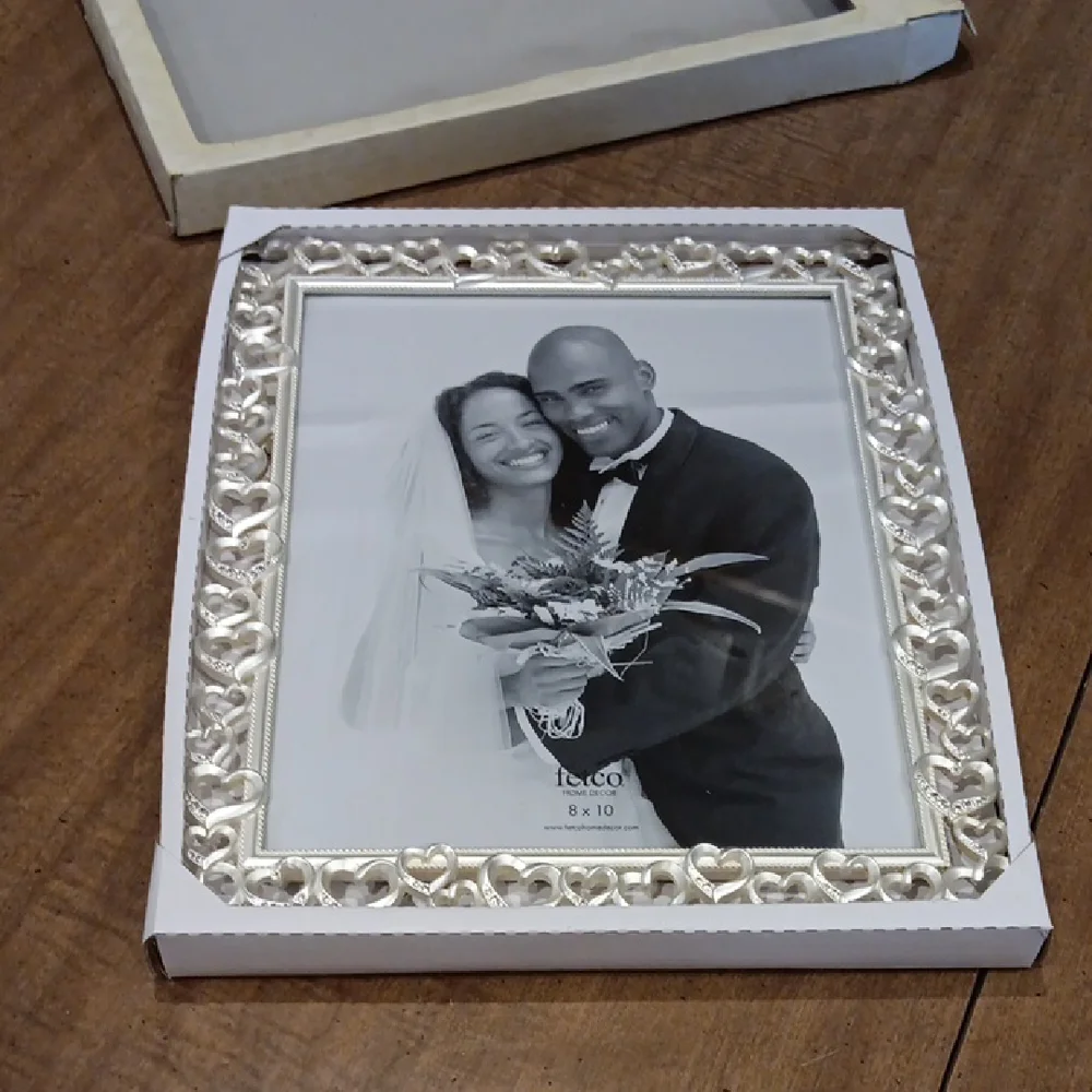 Fetco Silver Heart-Trim Photo Frame